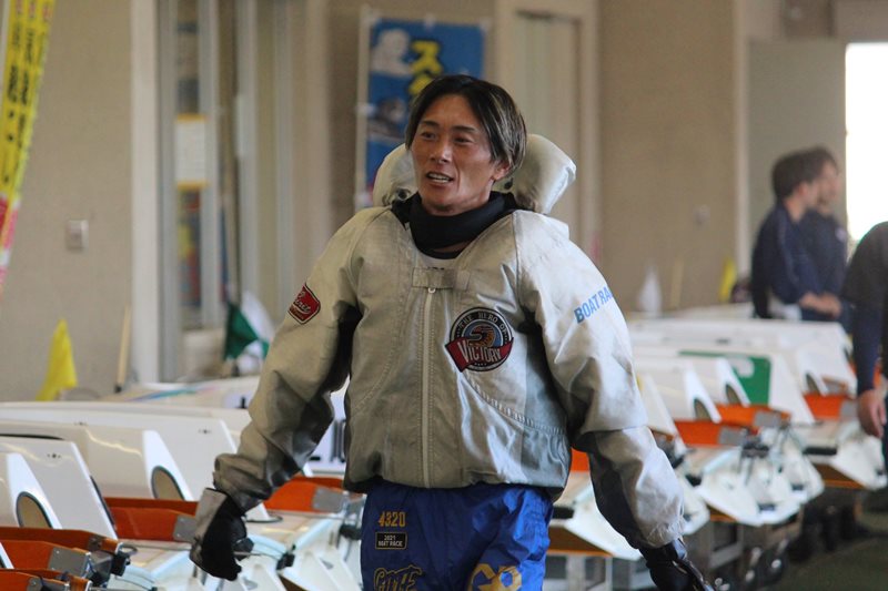 峰竜太